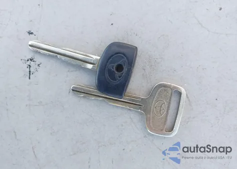 1999 Toyota Camry Ce/Le/Xle from USA, damaged, VIN JT2BG22K9X0302792